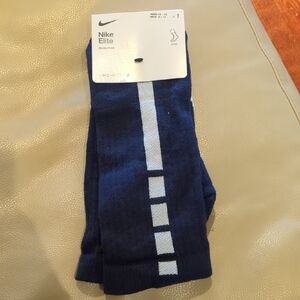 Nike Elite Men's Navy Athletic Socks Large